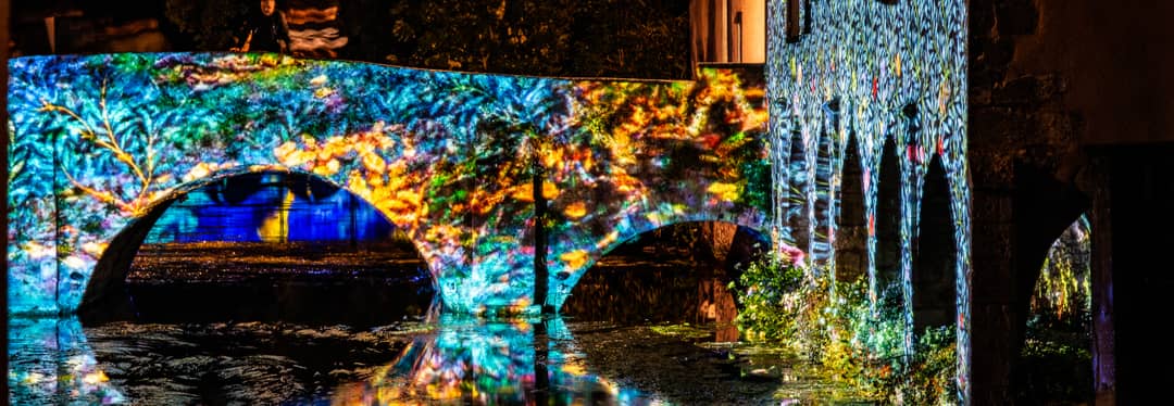 Spectacle Chartres en Lumières, illumination nocturne de la cathédrale et des monuments